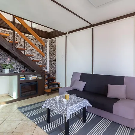 Karesz - Happy Апартаменты *