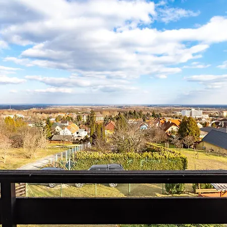 Апартаменты Karesz - Happy