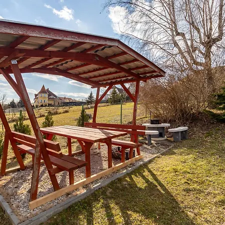 Karesz - Happy Залакарош