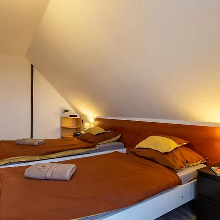 Karesz - Happy Апартаменты *