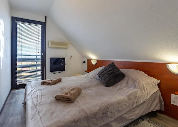 Karesz - Happy * Zalakaros